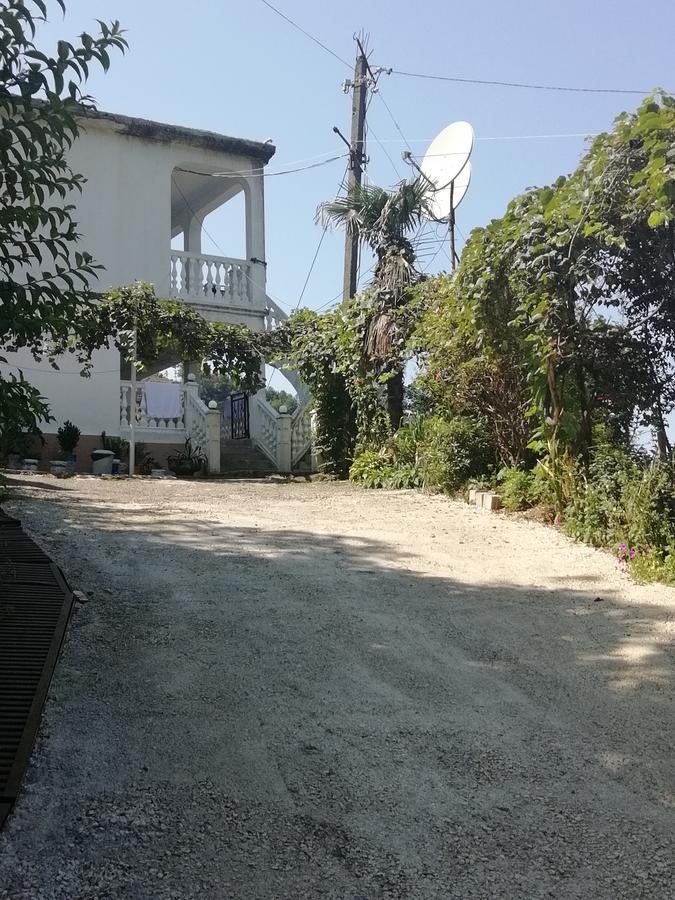 Geno Guest House Kvariati Kültér fotó