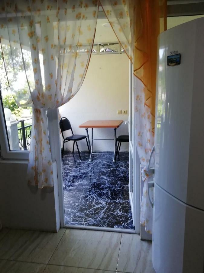 Geno Guest House Kvariati Kültér fotó