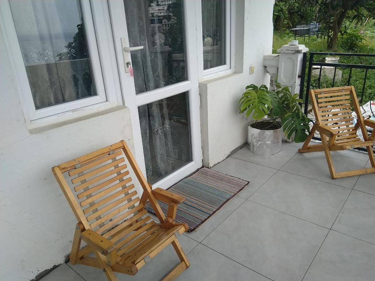 Geno Guest House Kvariati Kültér fotó