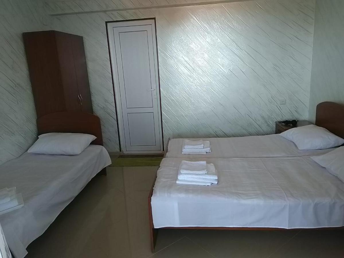 Geno Guest House Kvariati Kültér fotó