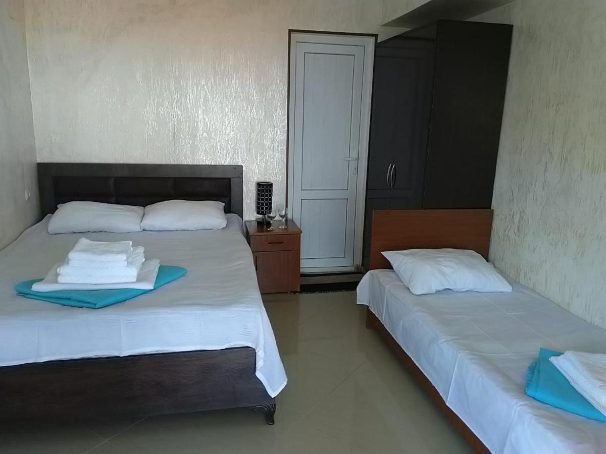 Geno Guest House Kvariati Kültér fotó