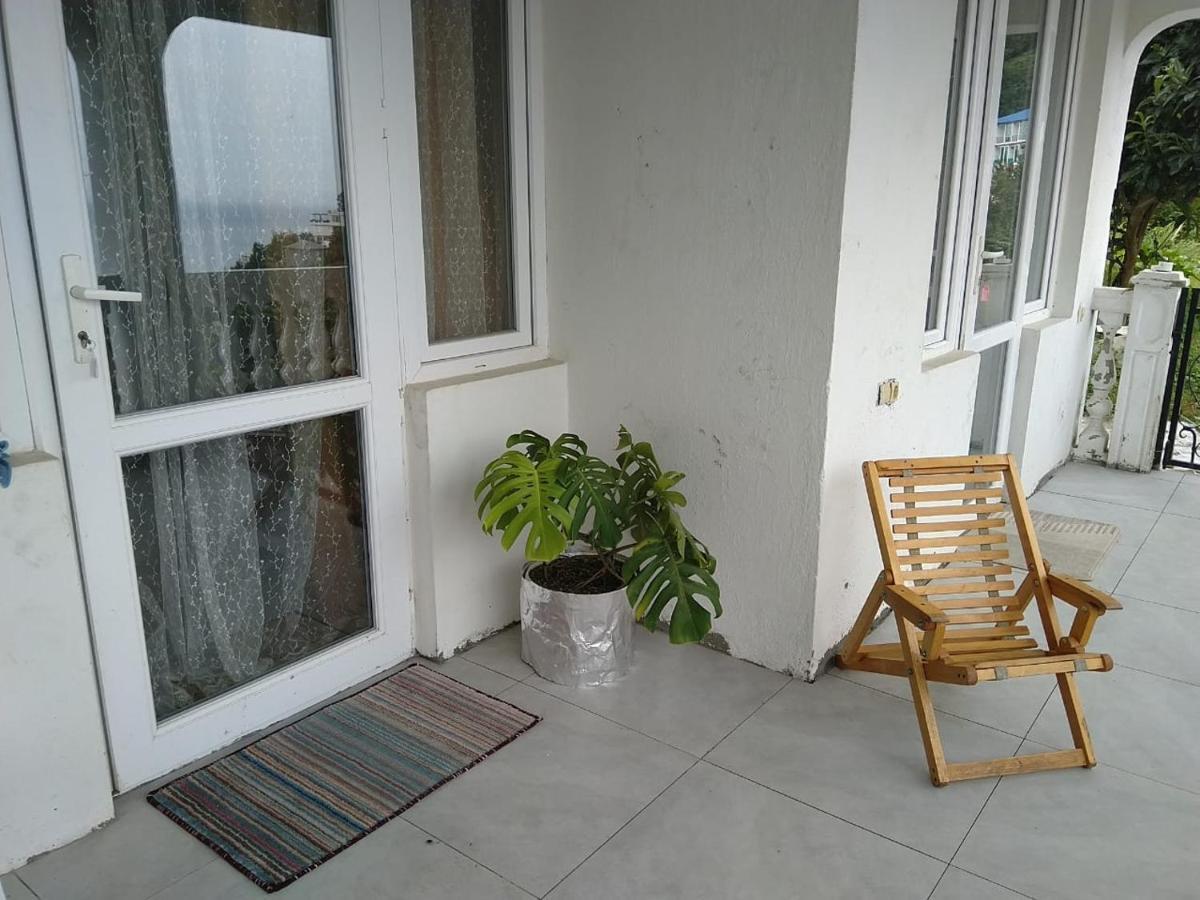 Geno Guest House Kvariati Kültér fotó